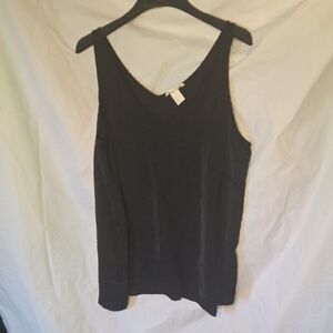 Chic Black V-Neck Tank Top